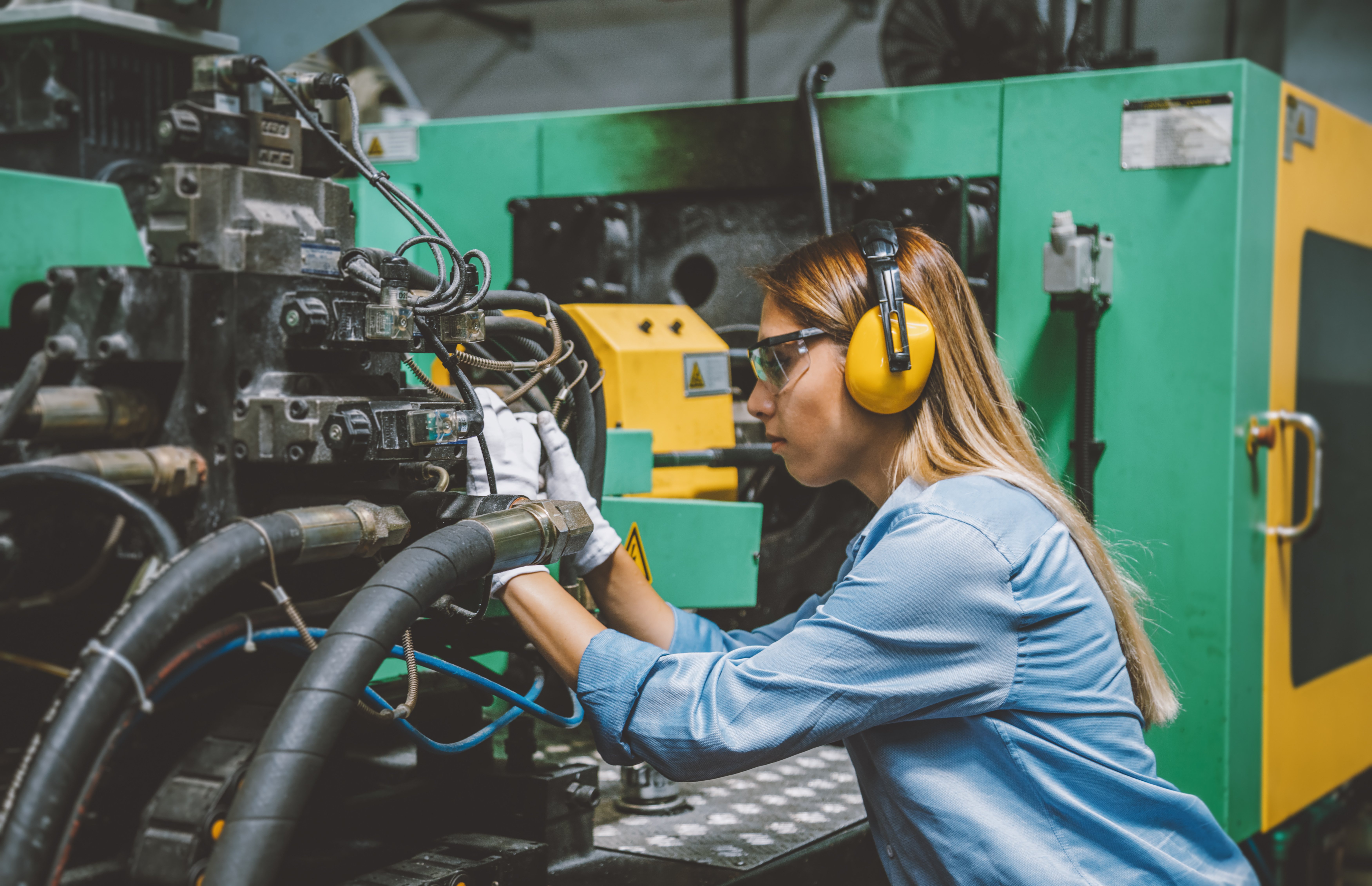 women in manufacturing 